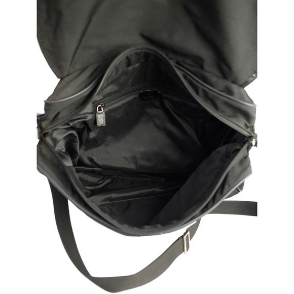 Gucci Messenger Bag - Picture 3 of 9